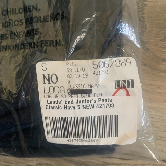 NWT LANDS' END JUNIOR'S PLAIN FRONT PANTS CLASSIC NAVY 5 - Picture 8 of 9